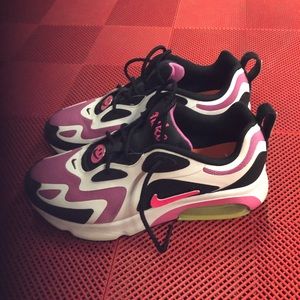 Nike Air Max 200